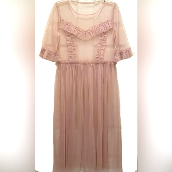 Sheer Ruffle midi Dress - Picture 1 of 2